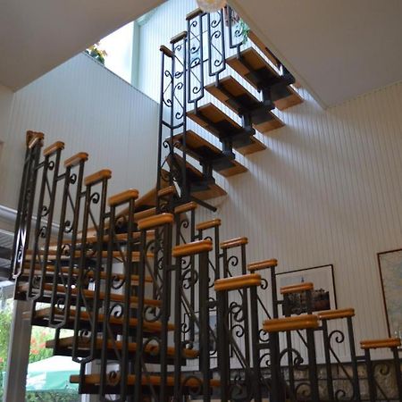 Muskatli Panzio Bed & Breakfast Gyor Bagian luar foto