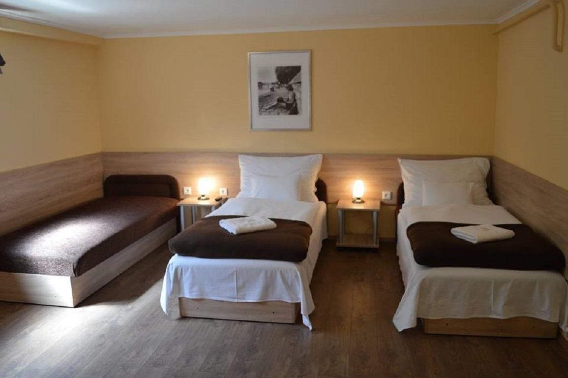 Muskatli Panzio Bed & Breakfast Gyor Bagian luar foto